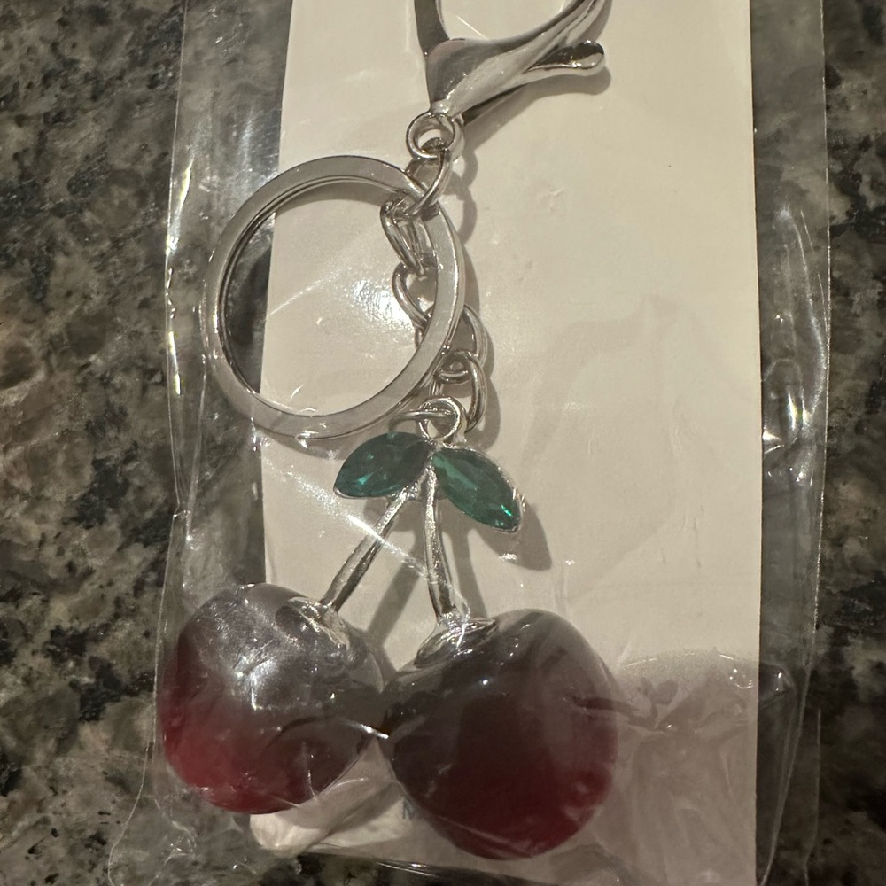 Gold Peacock Keychain/purse charm with Multicolor Crystals - Picture 2 of 4